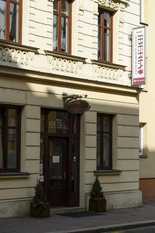 Hotel Iberia Όπαβα Εξωτερικό φωτογραφία